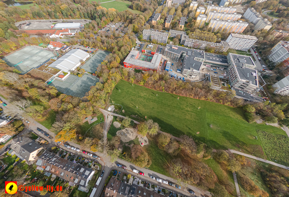 03.11.2022 -  Ostparksee mit Umgebung in Neuperlach